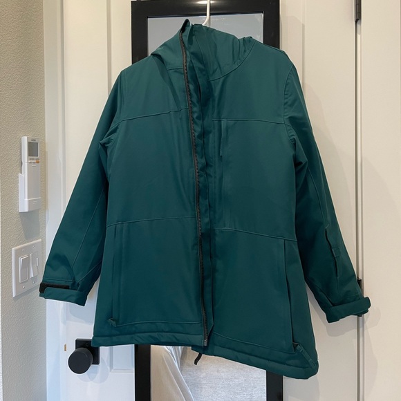 686 women coat, medium, ski jacket - Picture 1 of 4